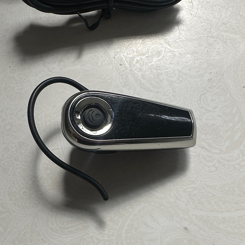Wireless Bluetooth Headset - Black and Silver